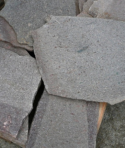Porfyr 2-7 cm šed.červ. šlapák